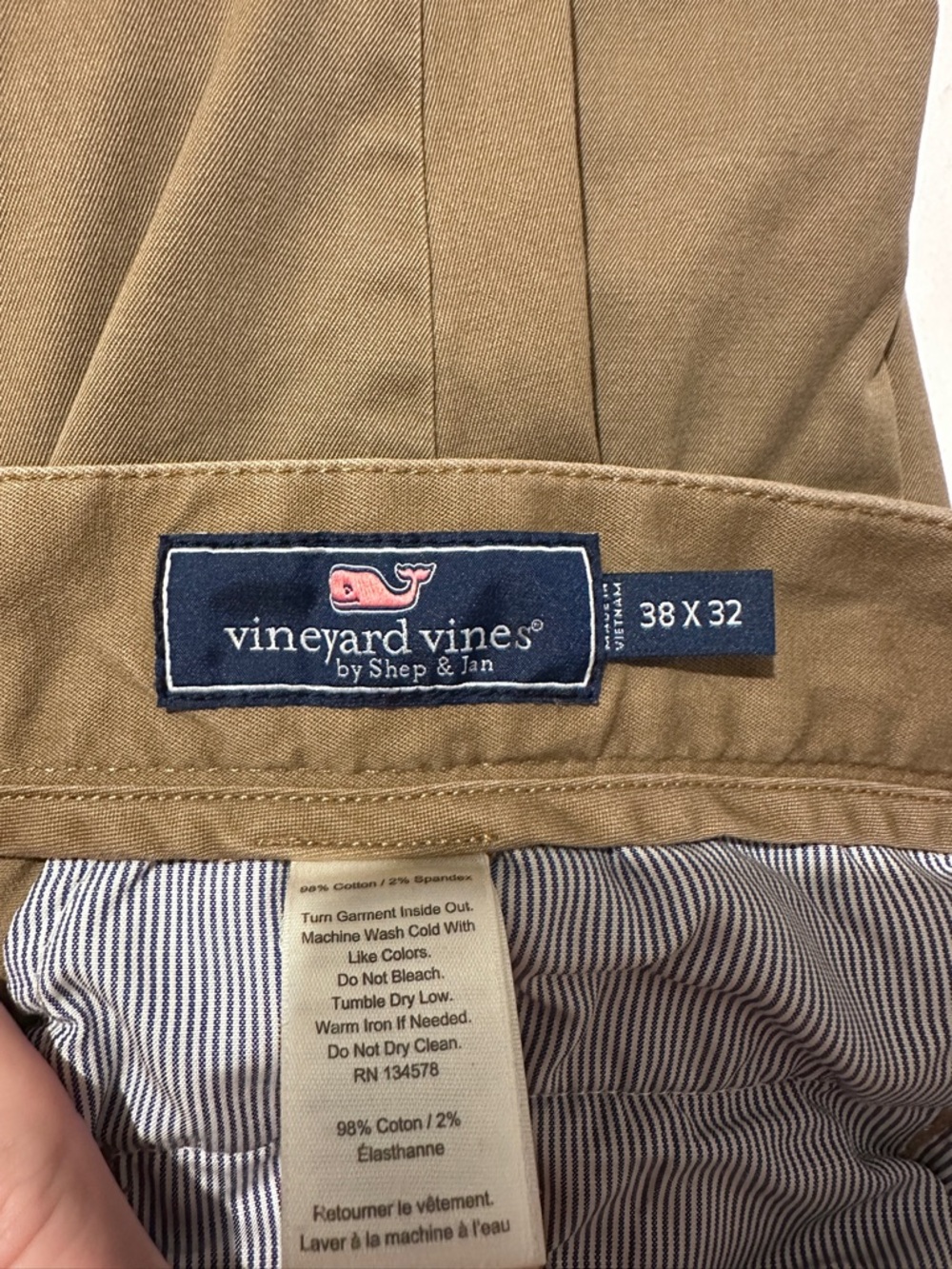 NWOT Vineyard Vines Men's Khaki/Tan Chino Pants